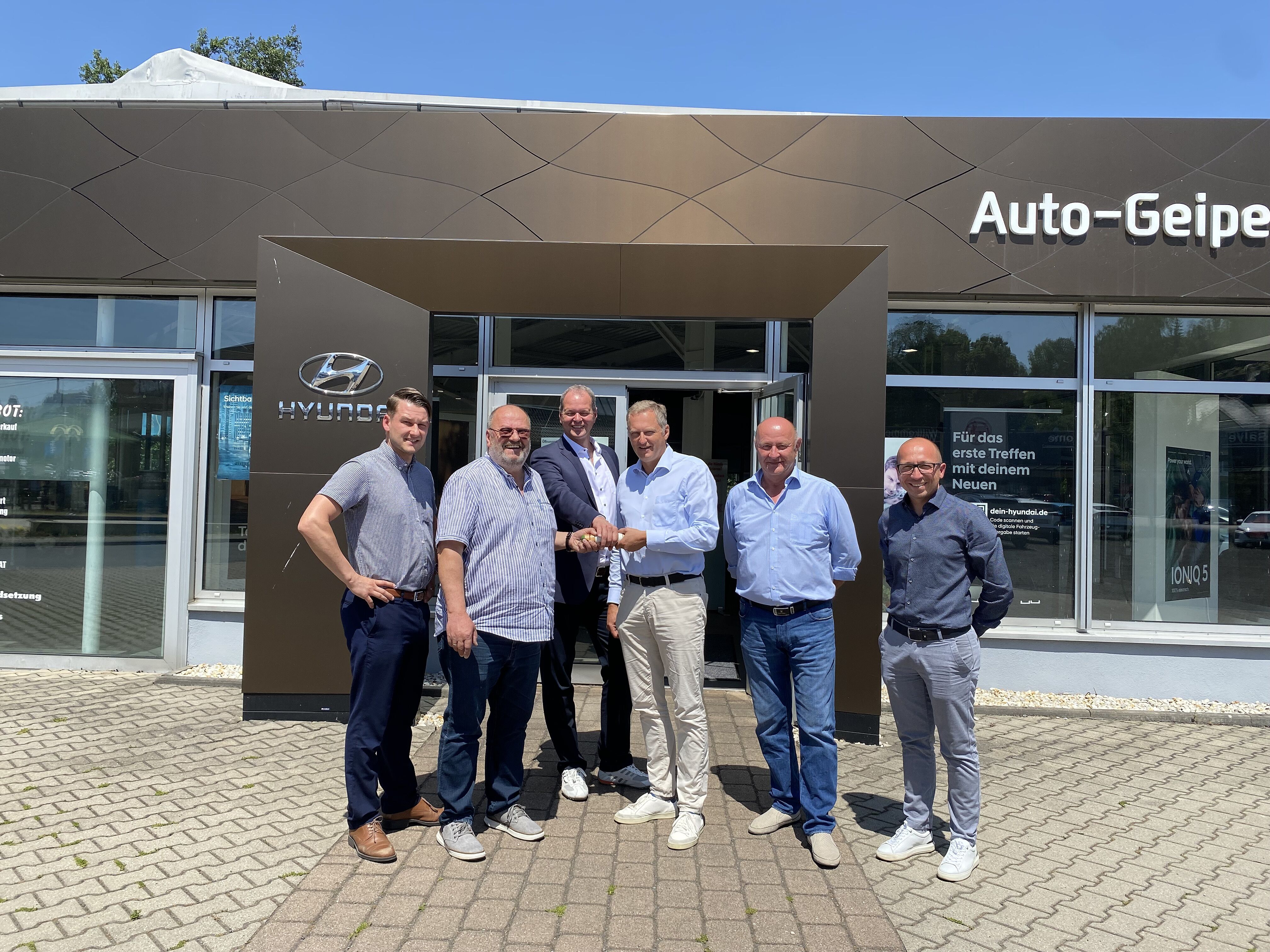Autohaus Geipel übergibt an Auto Müller in Auerbach